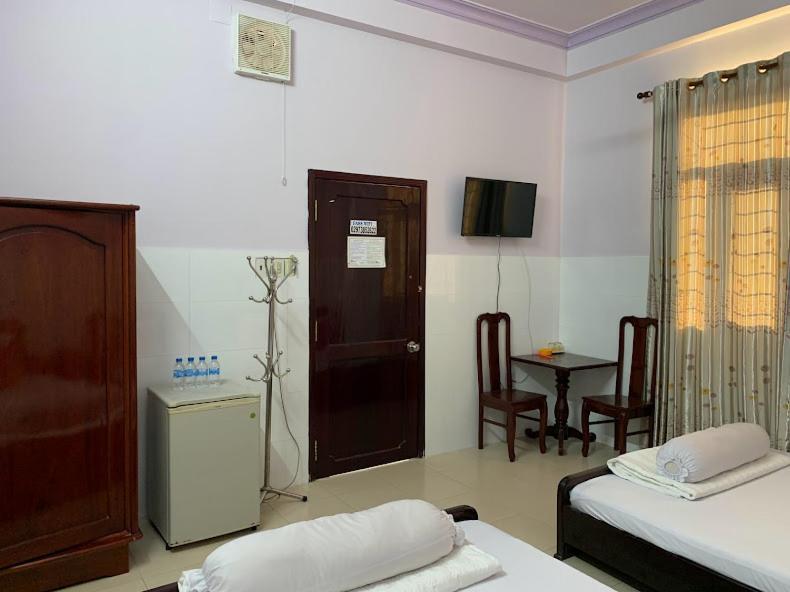 Khach San Tu Anh Hotel Hà Tiên Eksteriør billede